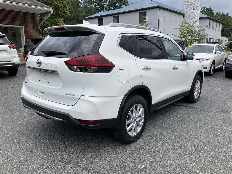 2018 Nissan Rogue SV