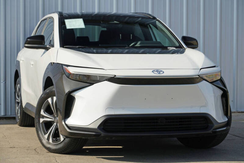 2024 Toyota bZ4X XLE