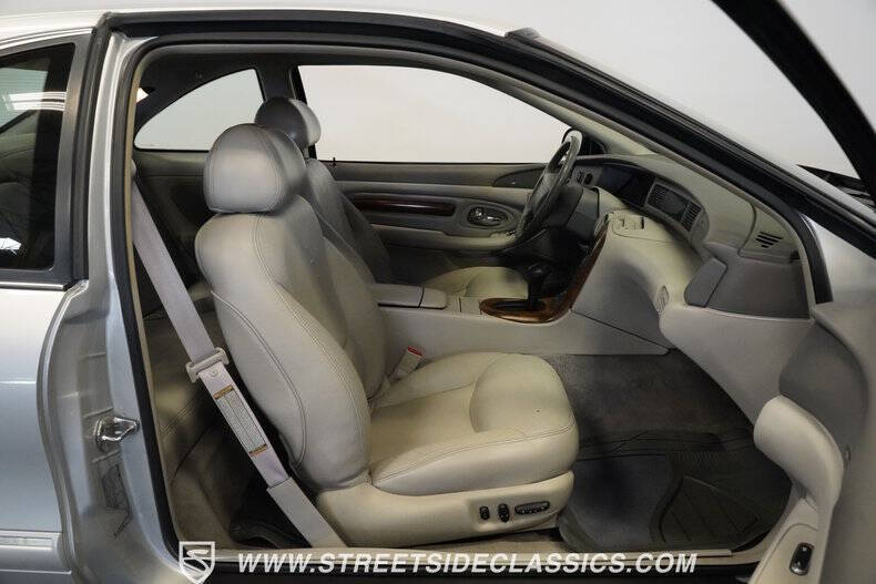 1997 Lincoln Mark VIII