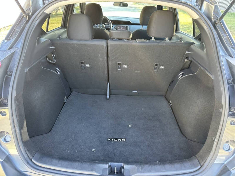 2019 Nissan Kicks SV