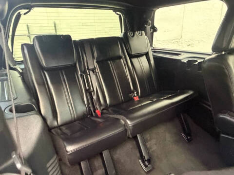 2016 Lincoln Navigator Select