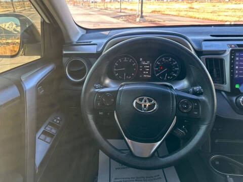 2017 Toyota RAV4 LE