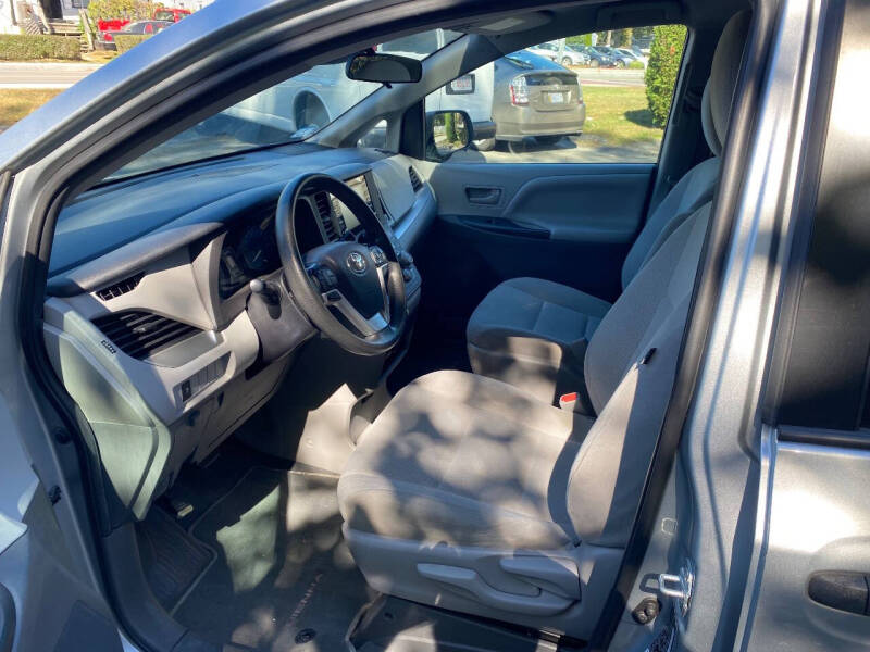 2020 Toyota Sienna L 7-Passenger