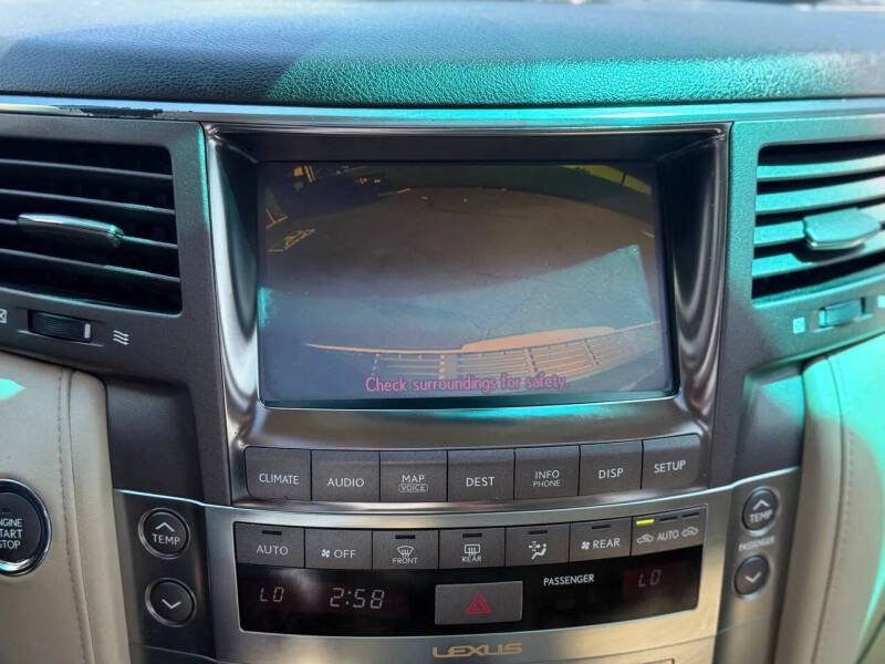 2011 Lexus LX 570