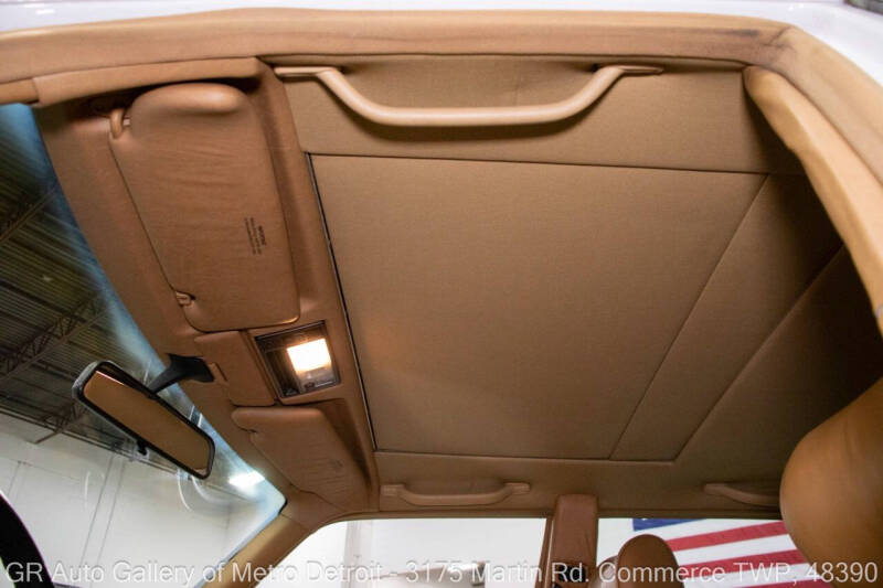 1991 Mercedes-Benz 560-Class 560 SEL