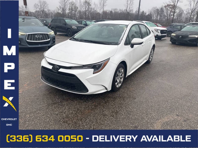 2025 Toyota Corolla LE's photo