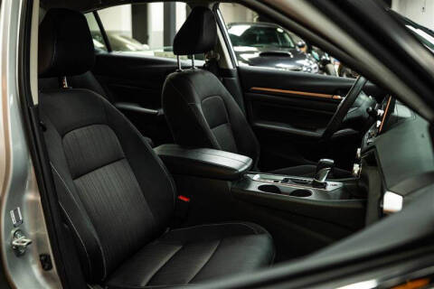 2022 Nissan Altima 2.5 SV