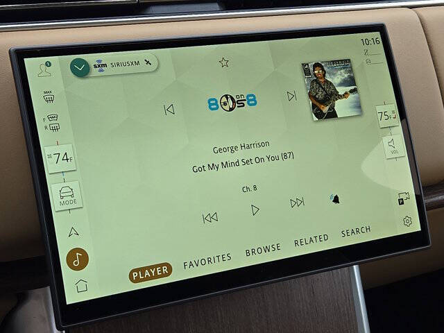 2025 Land Rover Range Rover P400 SE LWB