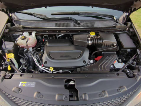 2021 Chrysler Voyager L