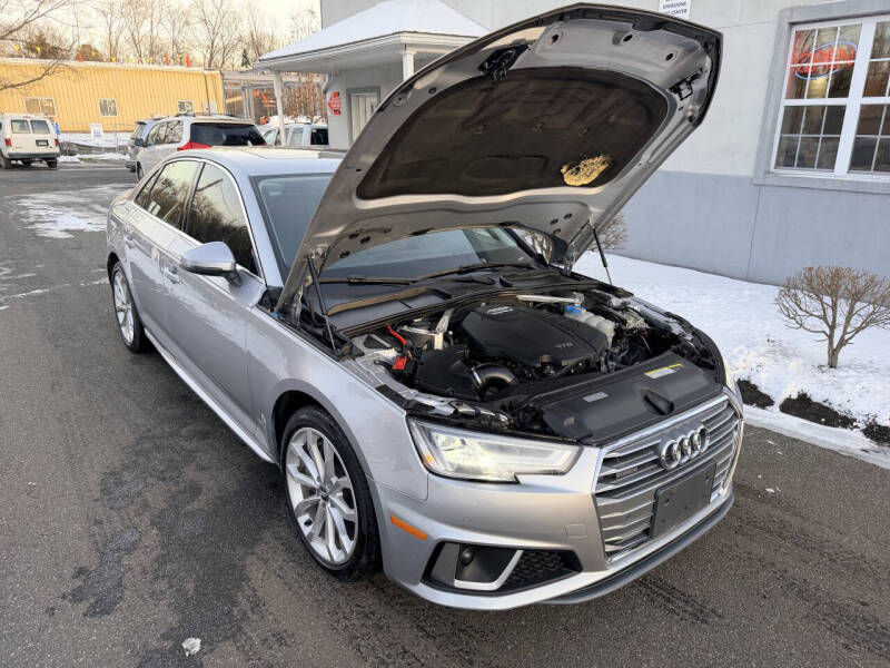 2019 Audi A4 quattro Premium Plus 45 TFSI