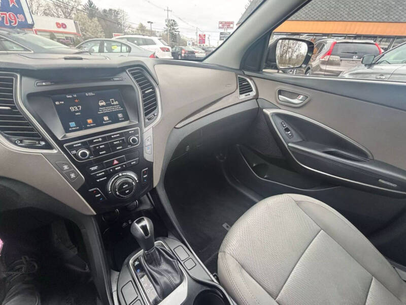 2017 Hyundai Santa Fe Sport 2.4L