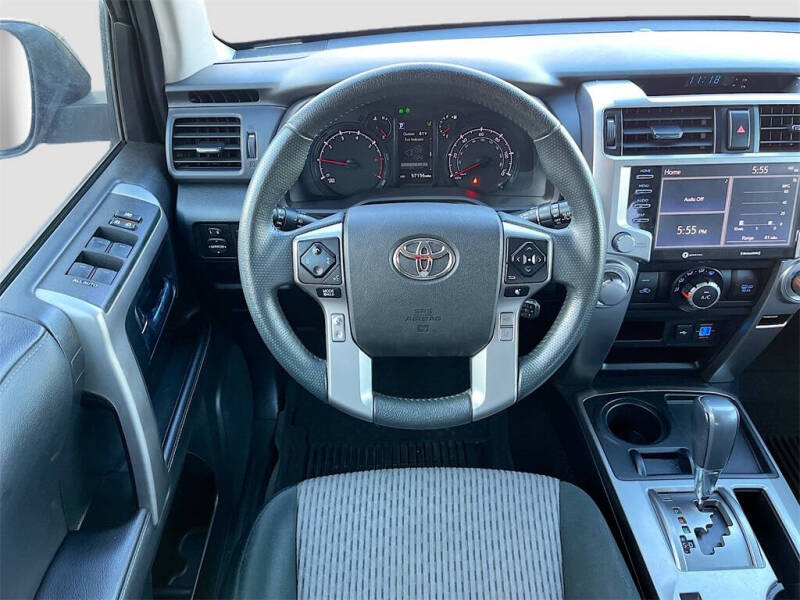 2022 Toyota 4Runner SR5