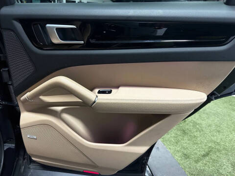 2022 Porsche Cayenne