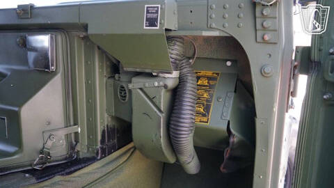 1991 AM General Hummer