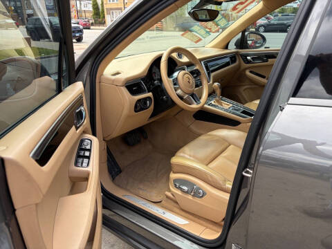 2015 Porsche Macan S