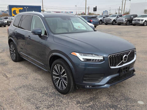 2021 Volvo XC90 T6 Momentum 7-Passenger
