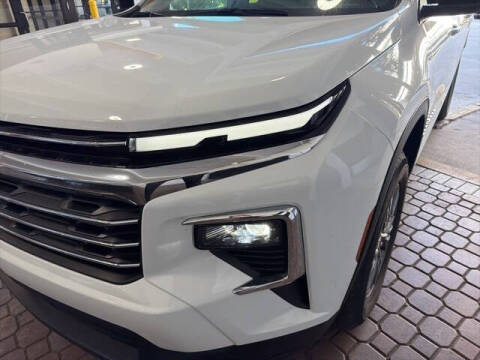 2024 Chevrolet Traverse LT