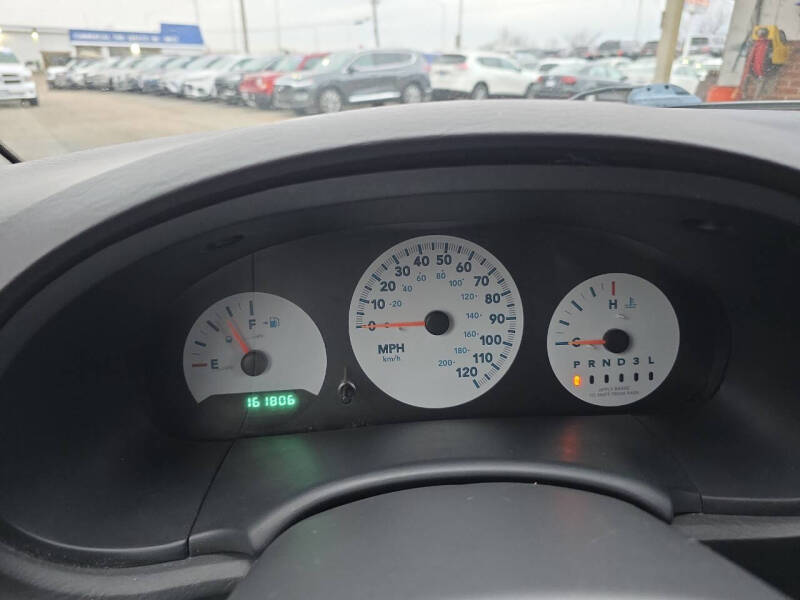 2005 Chrysler Town and Country