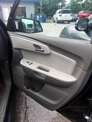 2011 Chevrolet Traverse LT