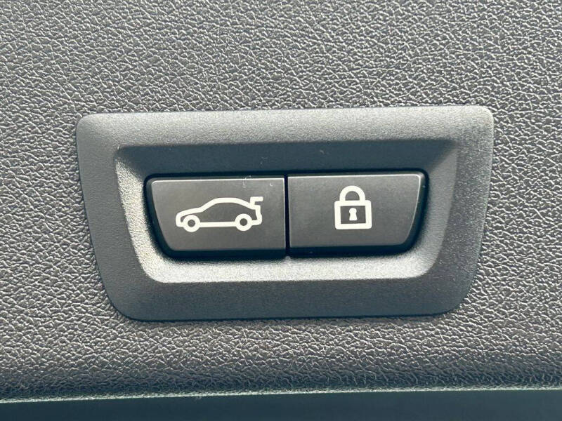 2021 BMW X6 xDrive40i