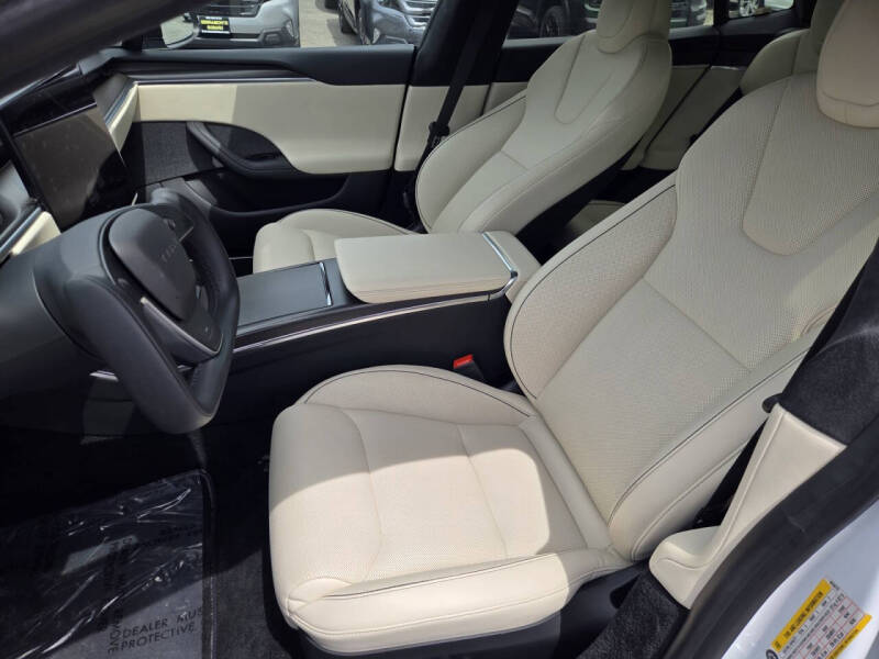 2022 Tesla Model S Plaid