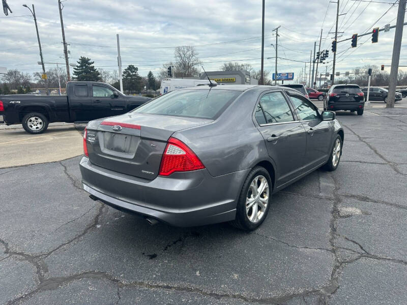 2012 Ford Fusion SE