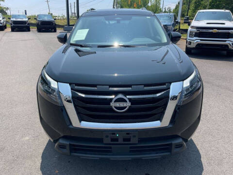 2024 Nissan Pathfinder SV