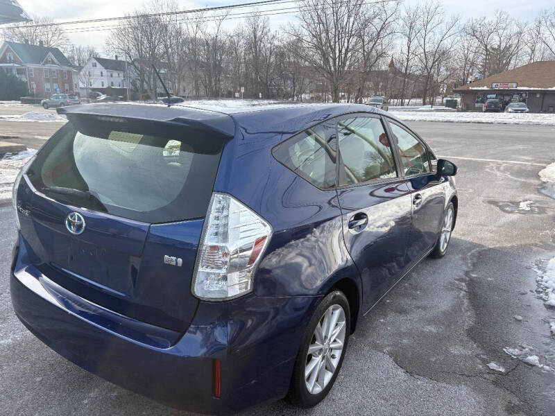 2012 Toyota Prius v Three