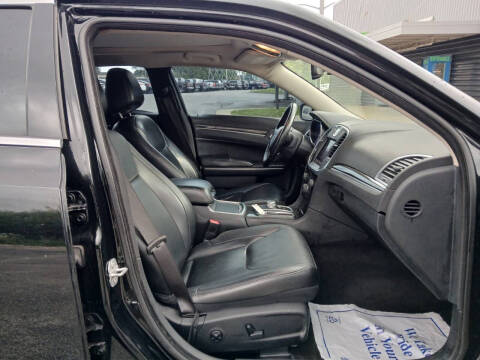 2017 Chrysler 300 Limited