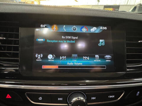 2018 Buick Regal TourX Essence