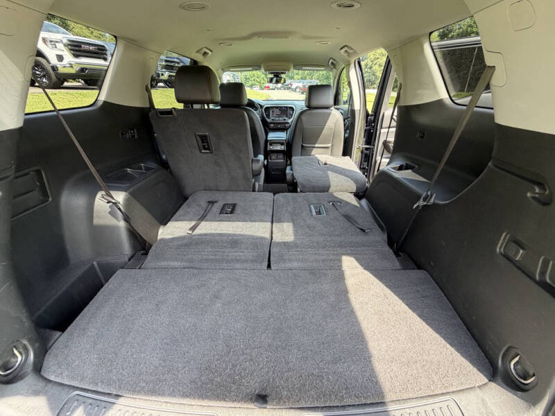 2021 GMC Acadia AT4