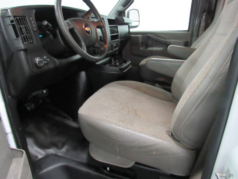 2019 Chevrolet Express 2500