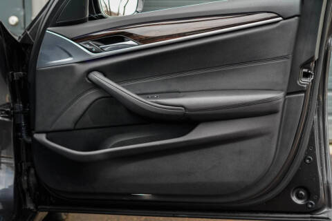 2017 BMW 5 Series 530i