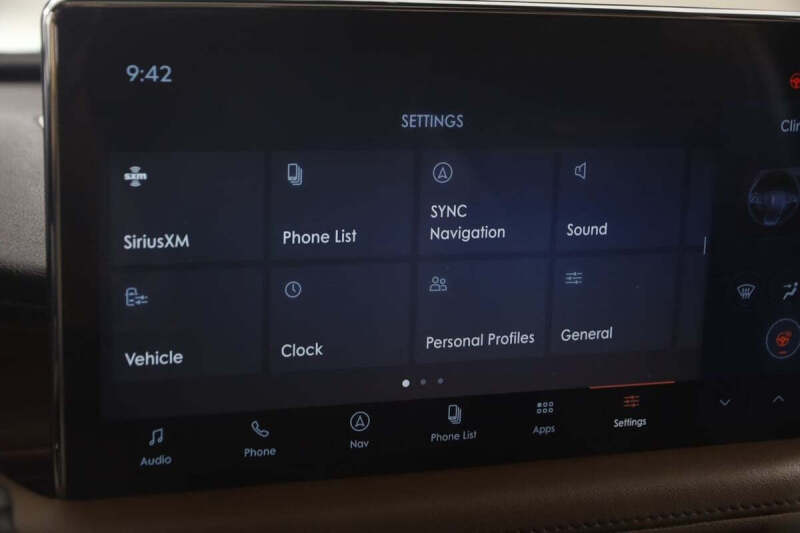 2022 Lincoln Nautilus Reserve