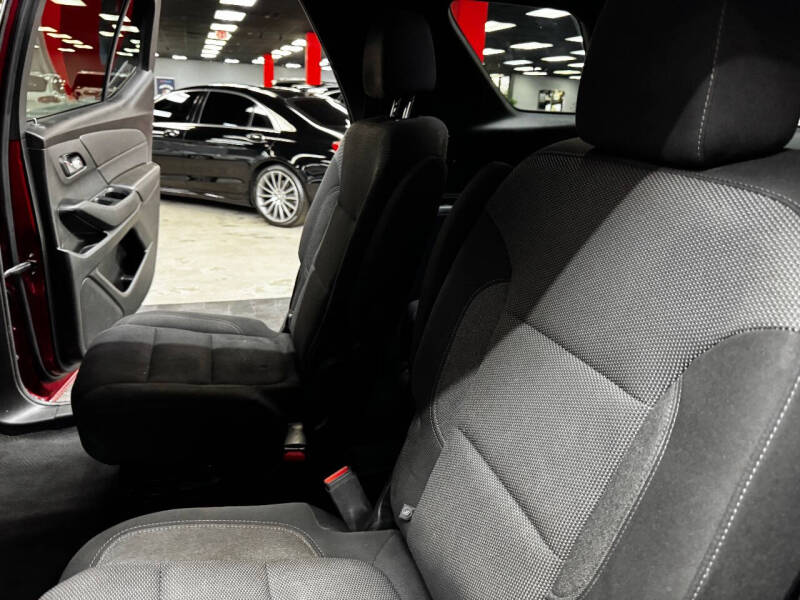 2022 Chevrolet Traverse LT Cloth