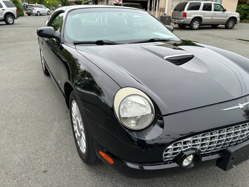 2004 Ford Thunderbird Deluxe