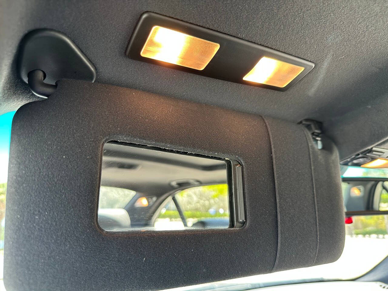 2003 BMW 5 Series 27