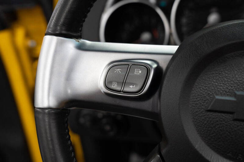 2004 Chevrolet SSR LS