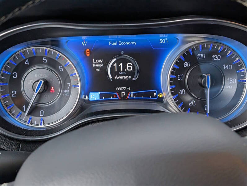 2022 Chrysler 300 S V8