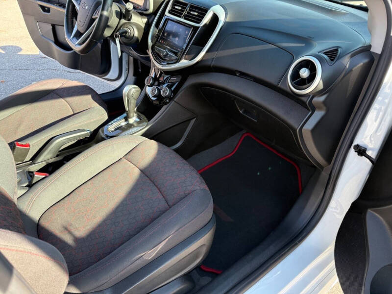 2020 Chevrolet Sonic LT