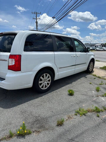 2014 Chrysler Town and Country Touring