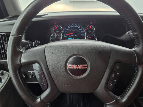 2022 GMC Savana 2500
