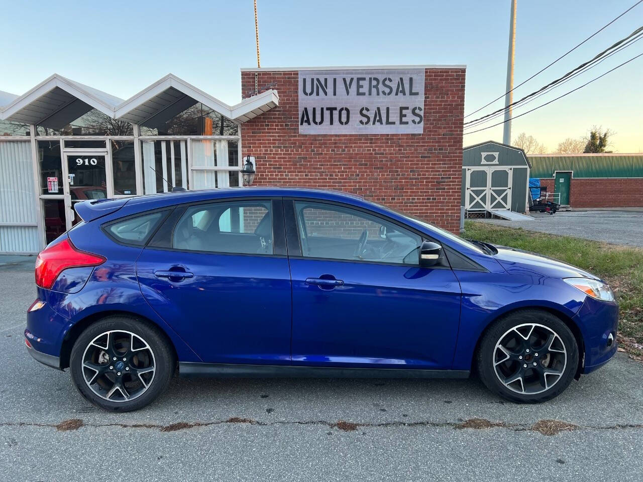 2013 Ford Focus for sale at Universal Auto Sales LLC in Burlington, NC