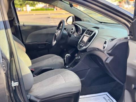 2019 Chevrolet Sonic LT Auto Fleet