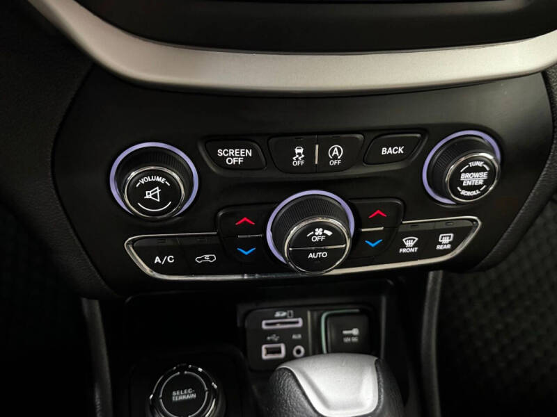 2017 Jeep Cherokee Latitude