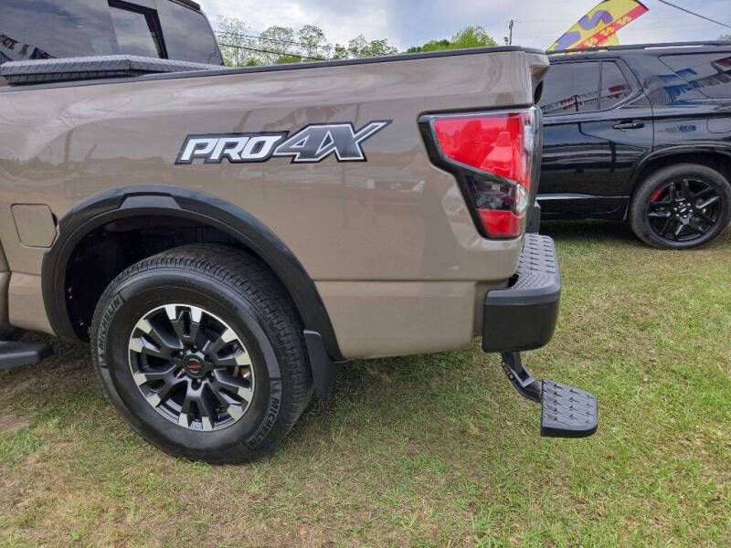 2020 Nissan Titan