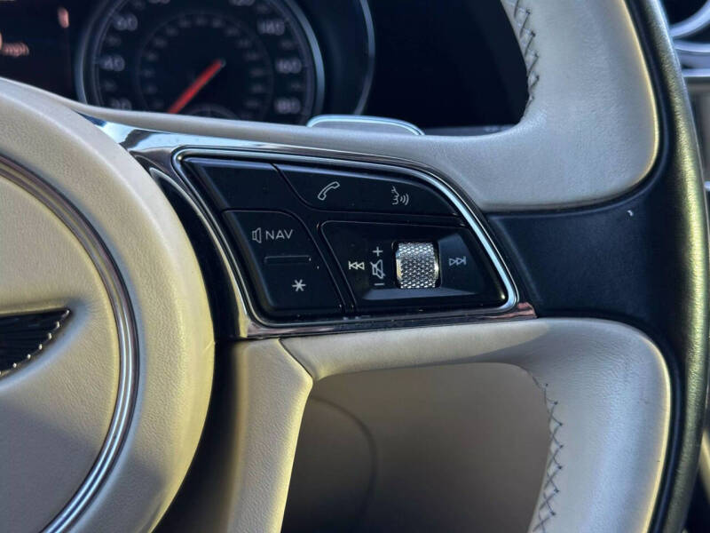 2019 Bentley Bentayga V8