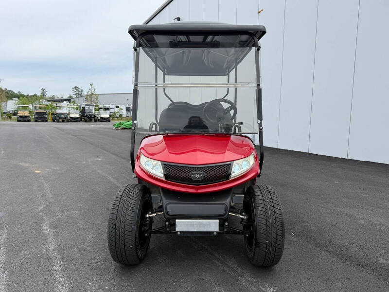 2025 Navitas Fox