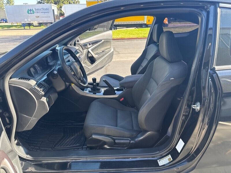 2017 Honda Accord LX-S