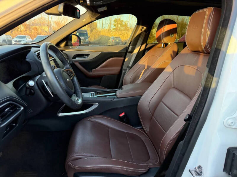 2018 Jaguar F-PACE S